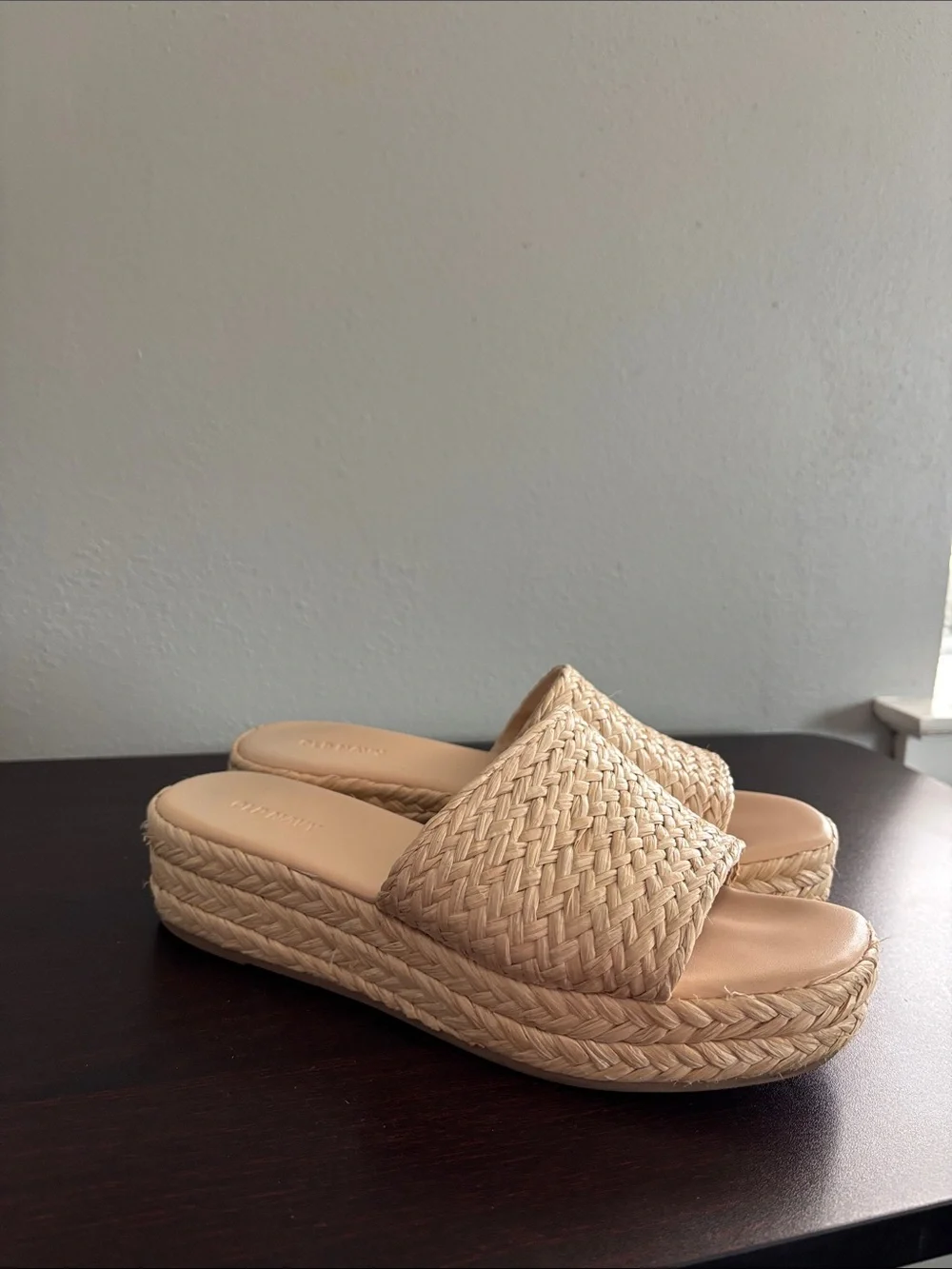Old Navy Natural Woven Platform Slide Sandals